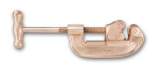 OBCINAK KRĄŻKOWY DO RUR NIEISKRZĄCY, MODEL 330BA/2, 50 MM