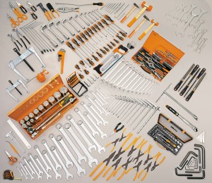 ZESTAW 300 NARZĘDZI, DO UŻYTKU W PRZEMYŚLE, MODEL 5910VI/3
