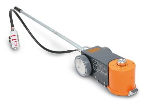 DŹWIGNIK HYDRAUL.Z NAP.PNEUM.10-20T