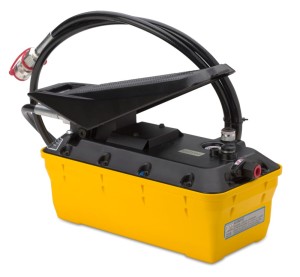 POMPA PNEUMATYCZNO-HYDRAULICZNA, ZE STEROWANIEM NOŻNYM, MAX 700 BAR MODEL BM162