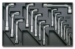 WKŁAD PROFILOWANY TWARDY Z ZESTAWEM 16 KLUCZY 932, 7-24MMK, MODEL 2424/T76