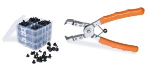 Zestaw dwóch szczypiec kątowych i prostych do wyciągania klipsów z tworzywa z zestawem klipsów, model 1478/K3