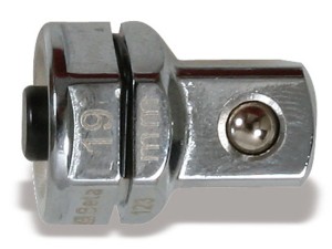 UCHWYT PRZEJŚCIOWY DO NASADEK 1/2 Z ZABIERAKIEM SZEŚCIOKĄTNYM 19MM, MODEL 123Q1/2