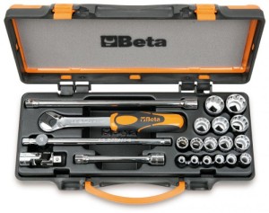 ZESTAW NASADEK 910B Z AKCESORIAMI, 6-22MM, 21 ELEMENTÓW, W PUDEŁKU METALOWYM, MODEL 910B/C16Q