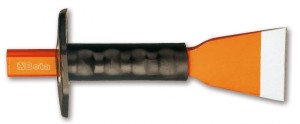 PRZECINAK PŁASKI Z OSTRZEM SZEROKIM, MODEL 1702N, Z OCHRANIACZEM DŁONI, MODEL 1702NPM, 50MM