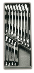 WKŁAD PROFILOWANY TWARDY Z ZESTAWEM 12 KLUCZY 142, 8-19MM, MODEL 2424/T45