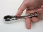 KOMPLET KLUCZY OCZKOWYCH DWUSTRONNYCH, DWUNASTOKĄTNYCH Z MECHANIZMEM ZAPADKOWYM ODGIETYCH 195P, 8 - 19MM, 5 SZTUK, W POKROWCU, MODEL 195P/B5