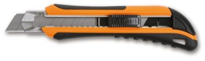 NÓŻ Z OSTRZEM ODŁAMYWALNYM 18MM, W KOMPLECIE 6 OSTRZY, MODEL 1771BM, 170MM
